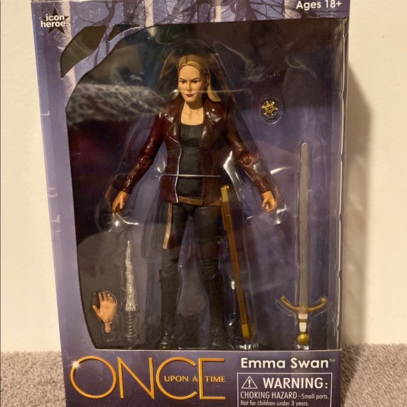 Once Upon A Time Emma Swan Figurine - Picture 3 of 6